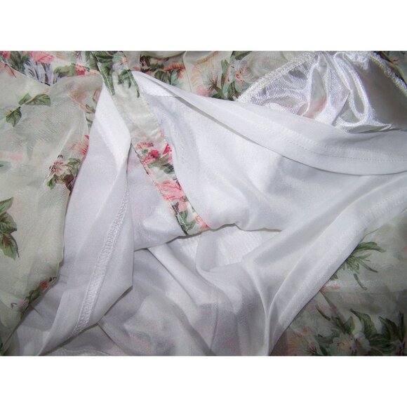 Blue Bird Dress Floral Tiered Sweet! Medium Ruffles Feminine - Picture 9 of 10